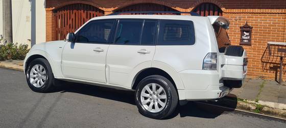 MITSUBISHI PAJERO 2.5 HD 4X4 8V TURBO INTERCOOLER DIESEL 4P MANUAL